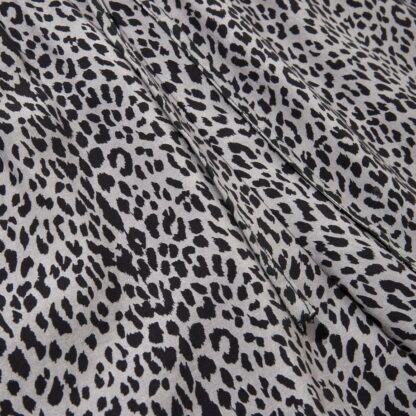Leopard Short / HIDEANDSEEK - PEDESTRIAN